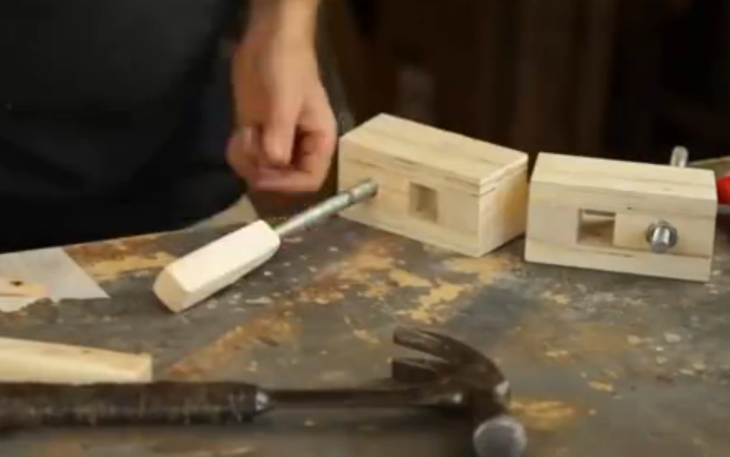 学着自己手工制作木工夹具!